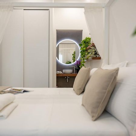 Daline Holiday Rooms อักกวาริกา เดล กาโป ภายนอก รูปภาพ