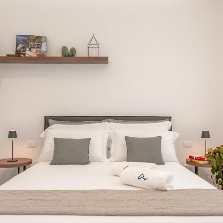 Daline Holiday Rooms อักกวาริกา เดล กาโป ภายนอก รูปภาพ