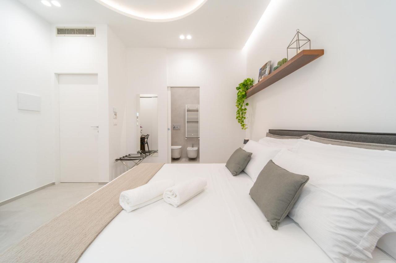 Daline Holiday Rooms อักกวาริกา เดล กาโป ภายนอก รูปภาพ