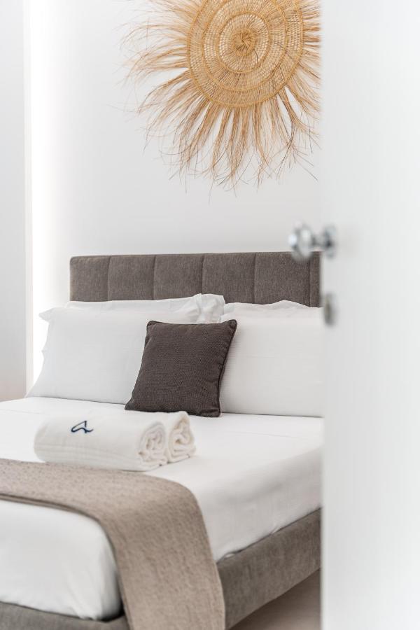 Daline Holiday Rooms อักกวาริกา เดล กาโป ภายนอก รูปภาพ