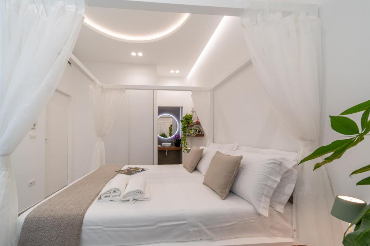 Daline Holiday Rooms อักกวาริกา เดล กาโป ภายนอก รูปภาพ