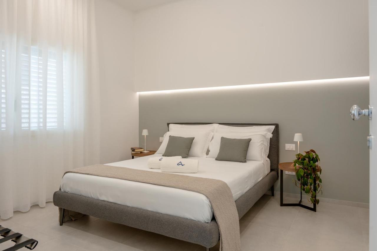 Daline Holiday Rooms อักกวาริกา เดล กาโป ภายนอก รูปภาพ