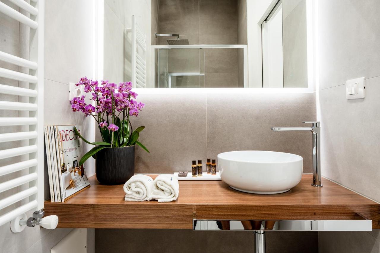 Daline Holiday Rooms อักกวาริกา เดล กาโป ภายนอก รูปภาพ