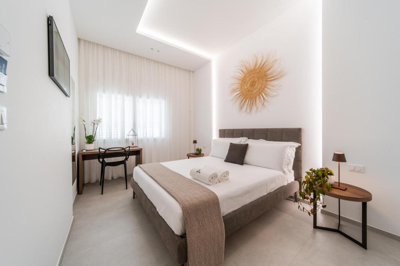 Daline Holiday Rooms อักกวาริกา เดล กาโป ภายนอก รูปภาพ