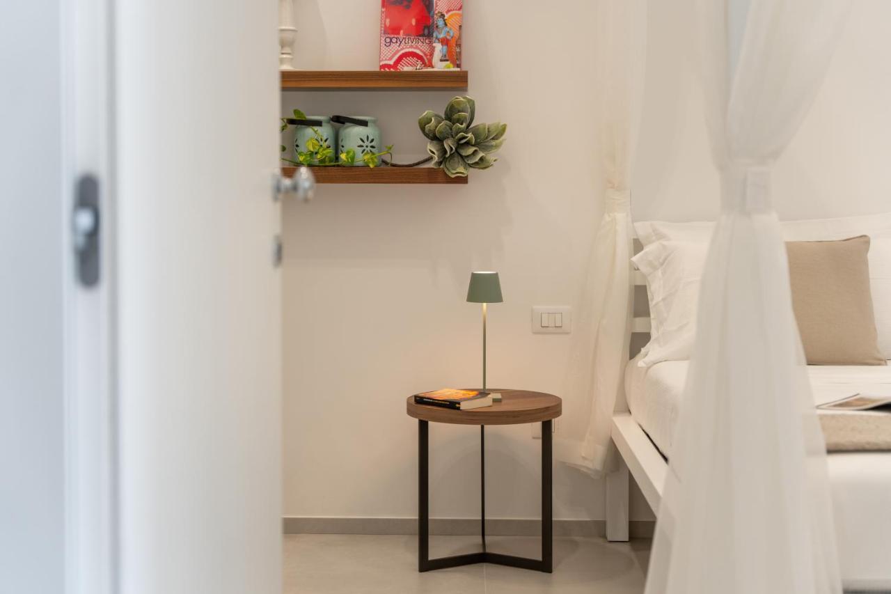 Daline Holiday Rooms อักกวาริกา เดล กาโป ภายนอก รูปภาพ