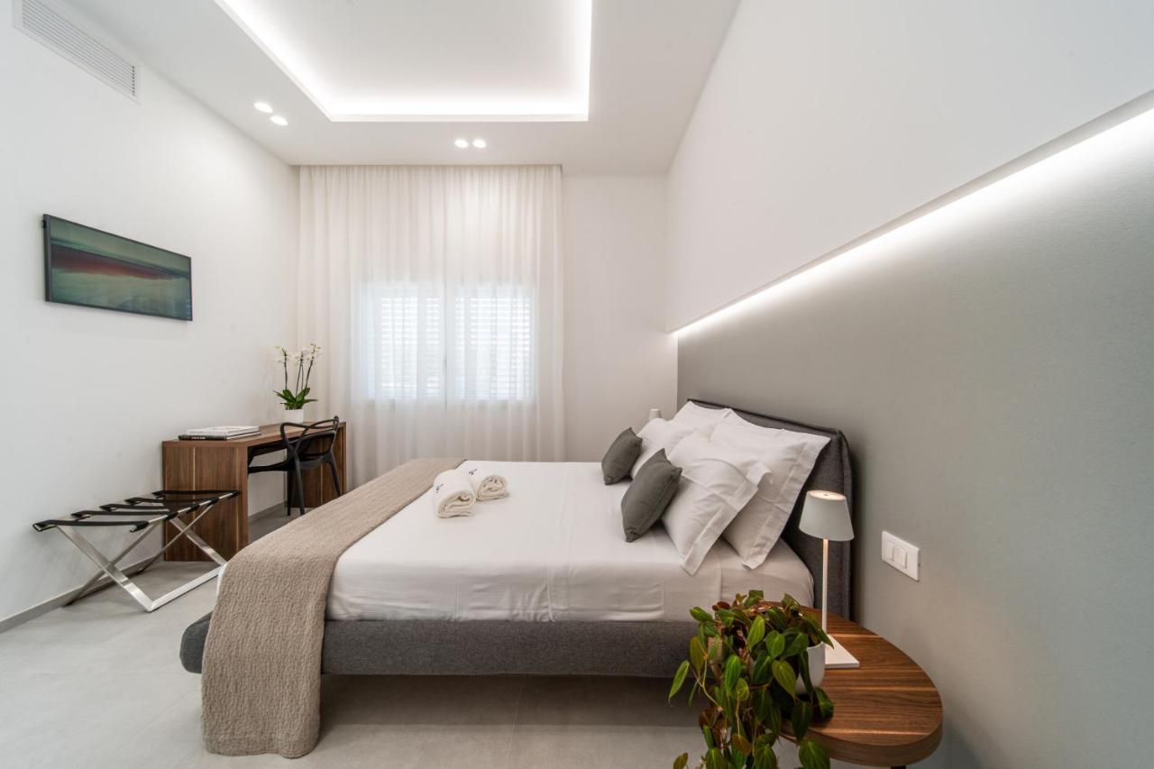 Daline Holiday Rooms อักกวาริกา เดล กาโป ภายนอก รูปภาพ