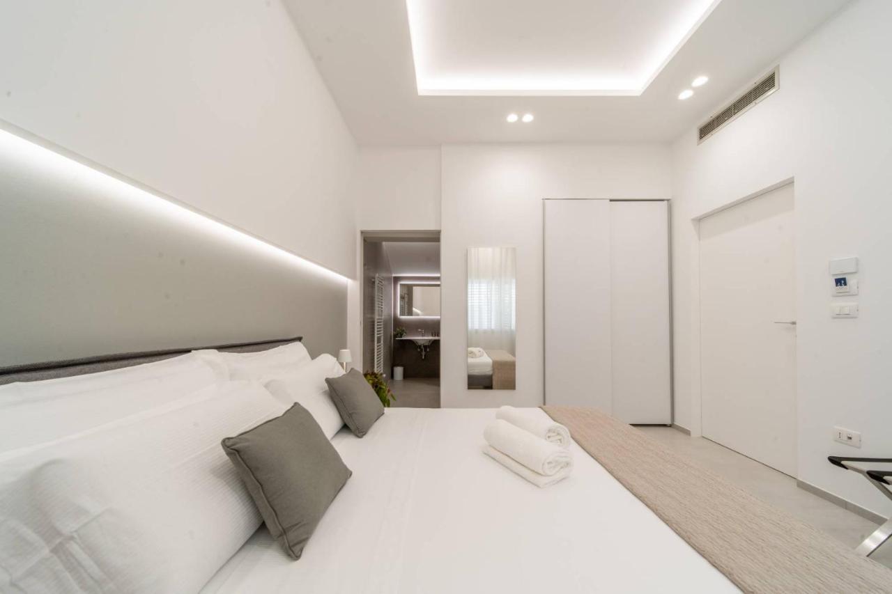 Daline Holiday Rooms อักกวาริกา เดล กาโป ภายนอก รูปภาพ